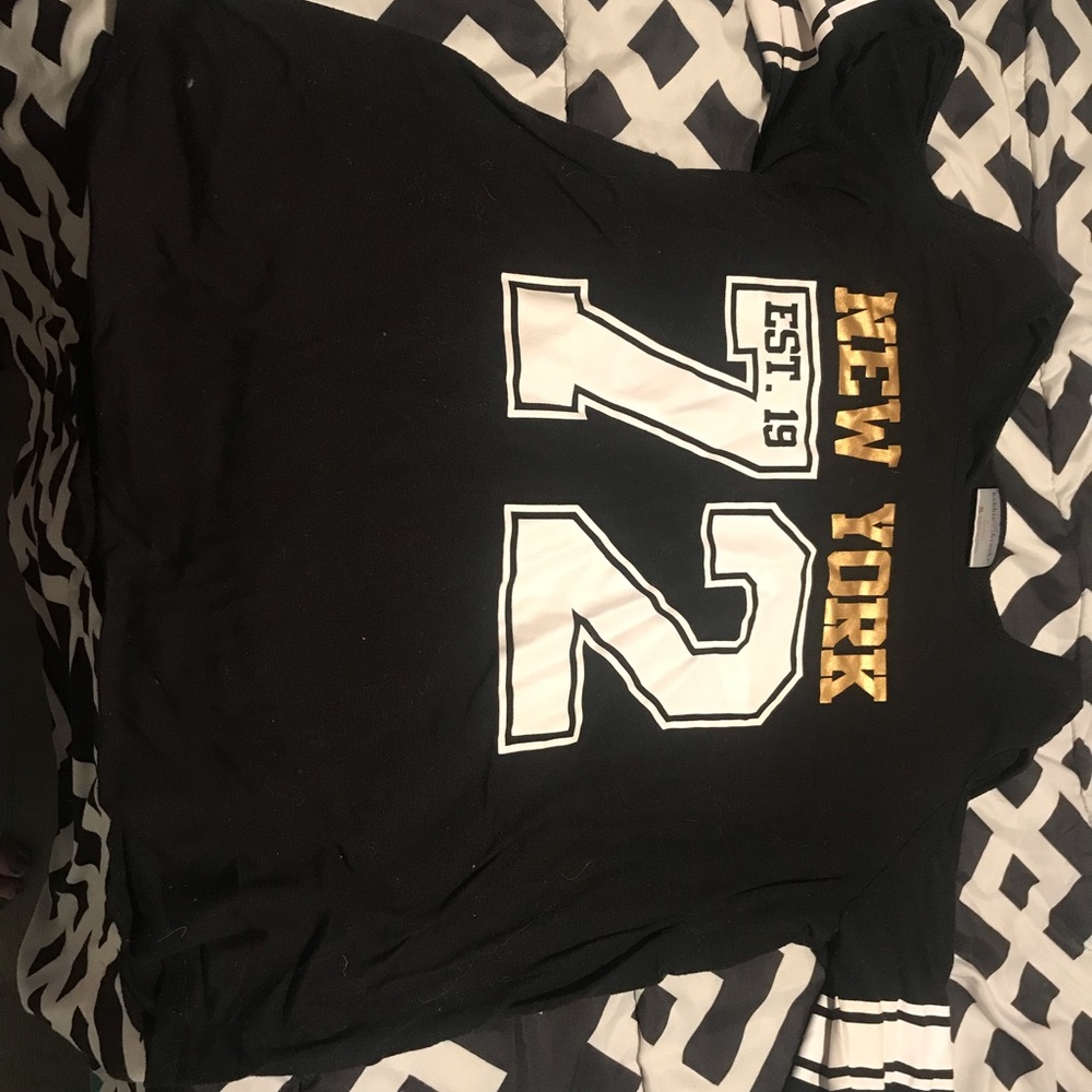 Black new york shirt